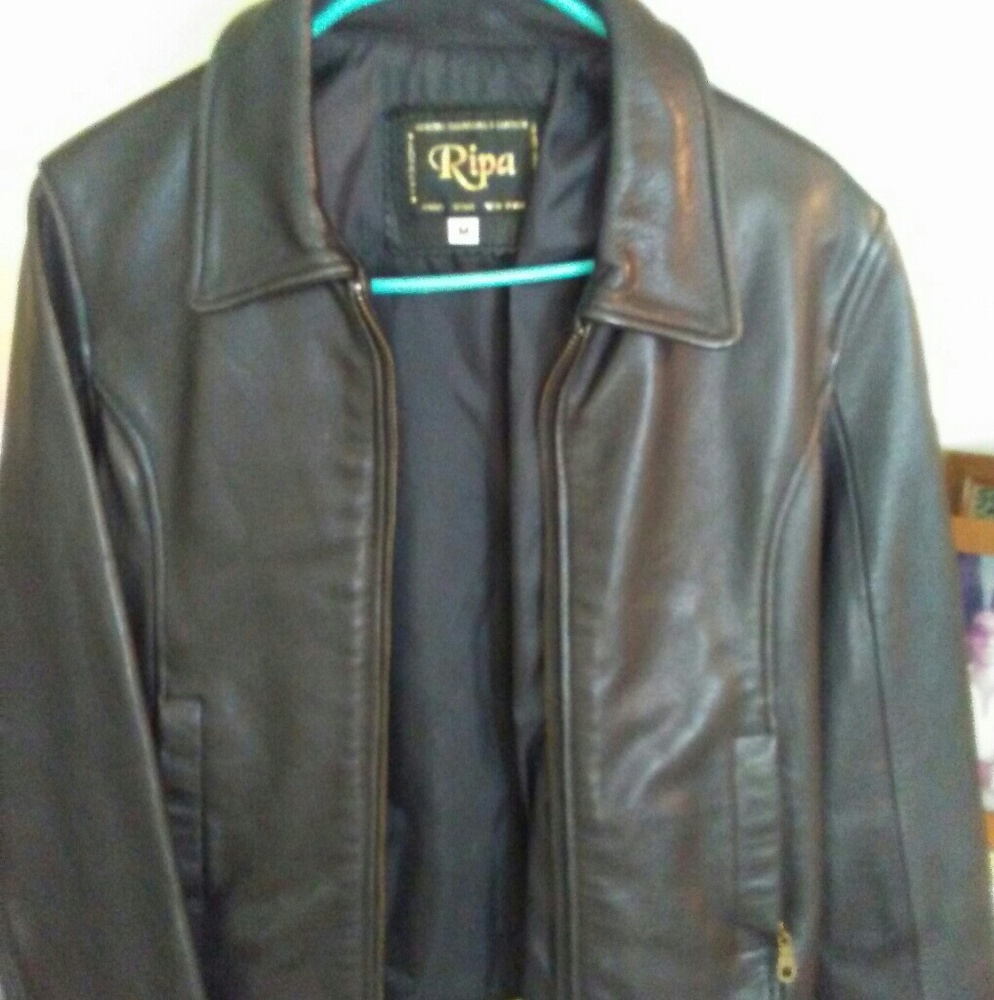 LEATHER COAT